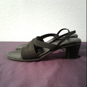 Strappy Low Heel Black Sandals 9